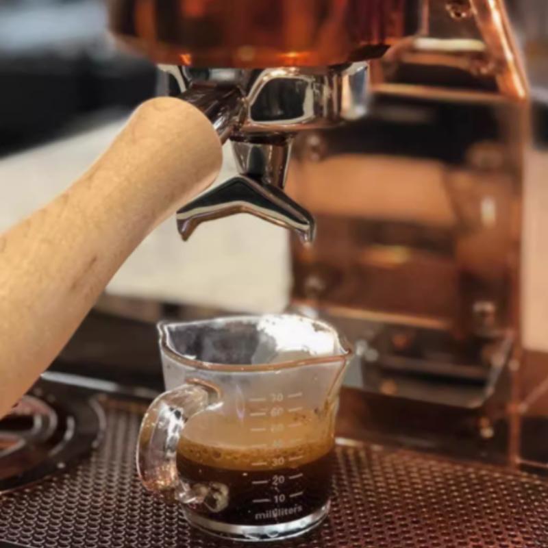 Hochwertiger Glasmessbecher 70ml Hitzebeständiger Becher Küchen-Kaffee-Clip Doppel-Unzen-Becher