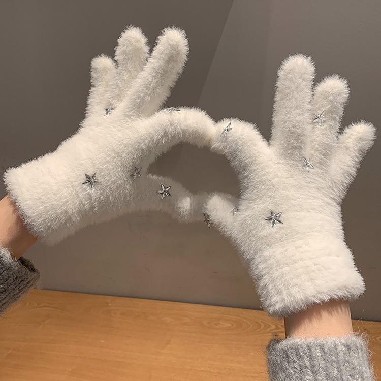 Cute Star Plush Gloves for Women In Winter Sweet Girl Cold Proof and Warm Five Finger Wool Student Riding White Gloves