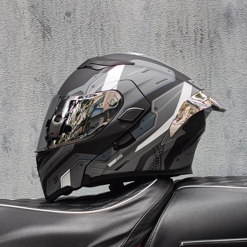 E5GOrz Flip-up Motorcycle Helmet for Men & Women – Full Face, All-Season with Bluetooth Slot, Big Tail Wing, 3C Certified