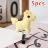 2/5/10 Stück 2026 Neujahr Rotes Pferdehaarspange Niedliche Kinder Haaraccessoires Kawaii 3D Hüpfendes Pony Entenschnabel-Klammer Lustige Geschenke