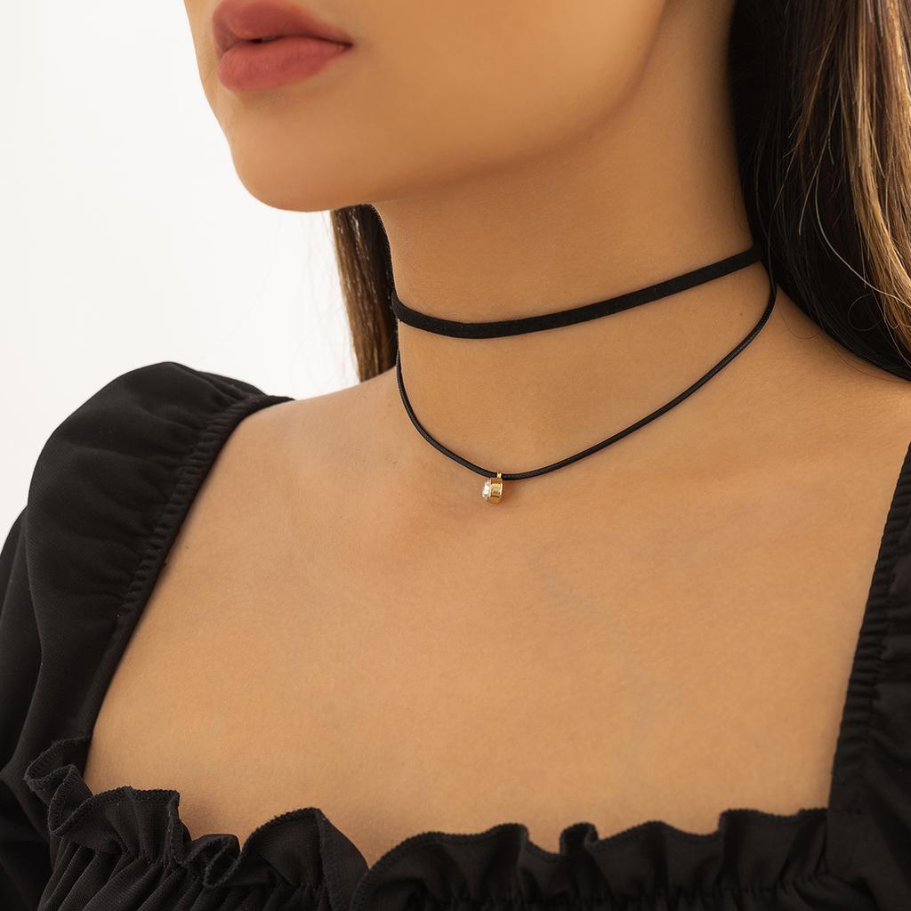 Chunky Black Flannelette With Big Heart Pendants Necklaces for Women Trendy Short Choker Collar 2026 Fashion Jewelry Accessories