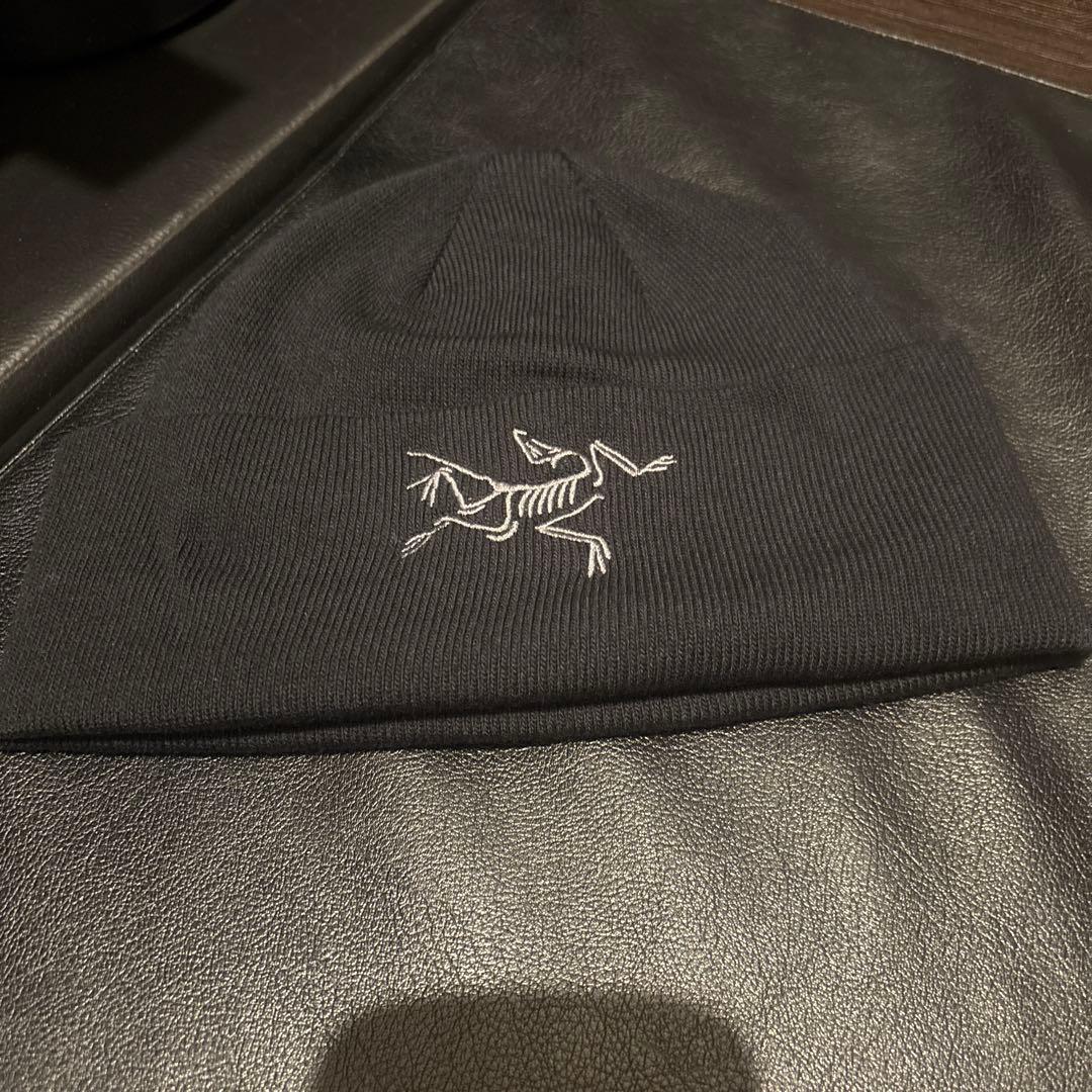 Used ARC TERYX Black Knit Hat CA#34438