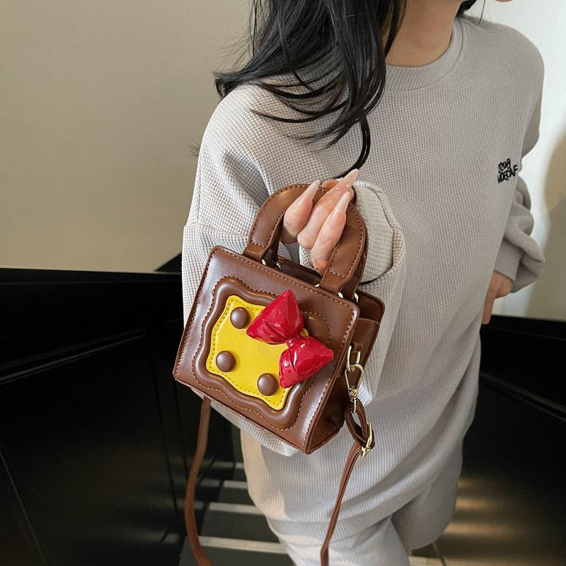 Mini Small Bag 2025 New Cute Girl Bow Handbag Foreign Style Versatile Messenger Biscuit Small Square Bag