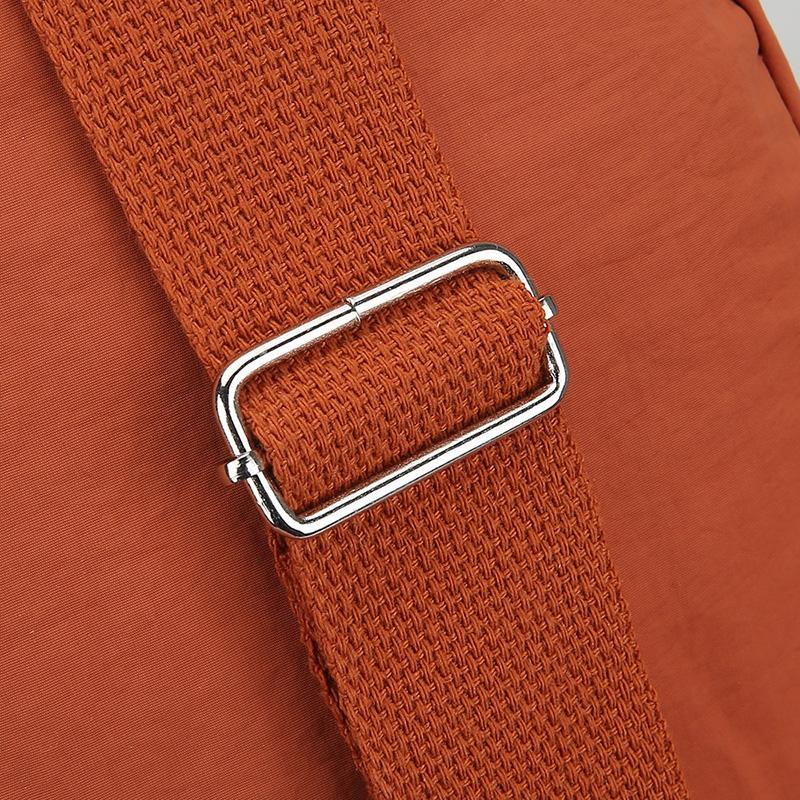 Borsa a petto di grande capacità Stile coreano semplice Zaino a tracolla da donna Nylon casual da esterno Monospalla