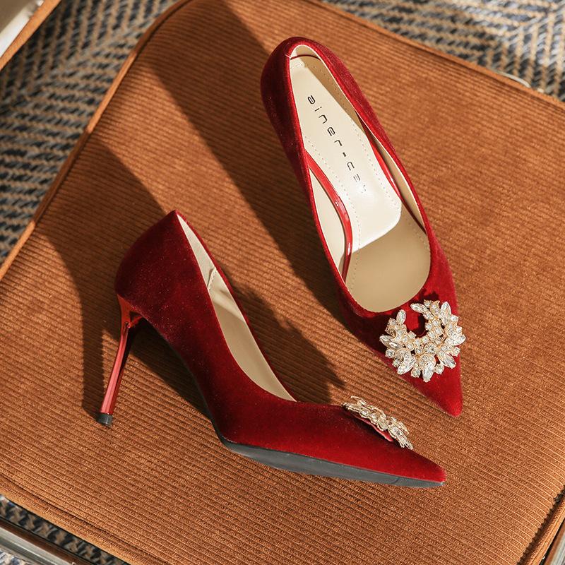 813-2 Red High-heeled Wedding Shoes Women's Thin Heels 2025 New Xiuhe Bridal Shoes Pointed Head Shallow Mouth Wedding Single Shoes