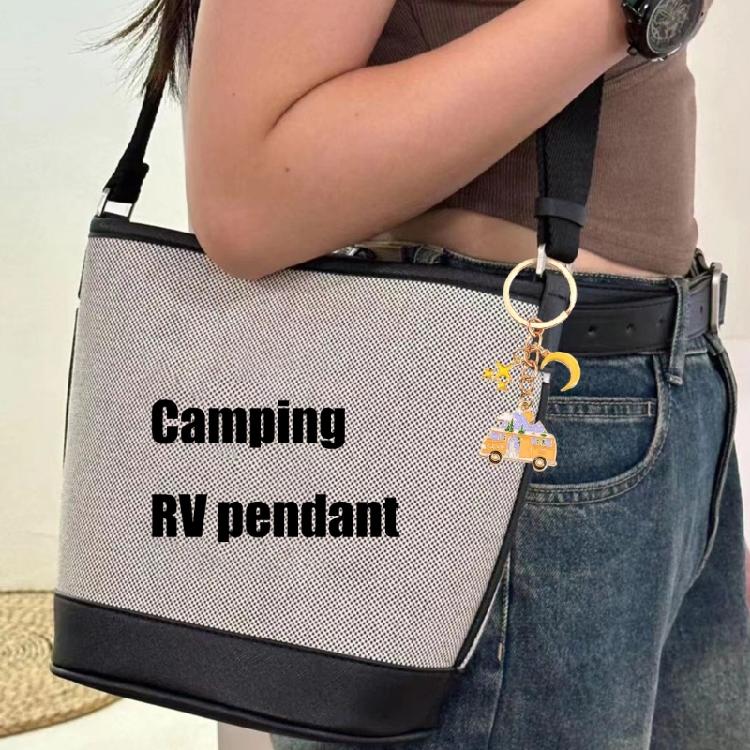 Pack of 2 Camping Car Keyrings Alloy Keychain Set Stylish Car Shape Bag Pendant Bag Accessory for Camping Lover Present
