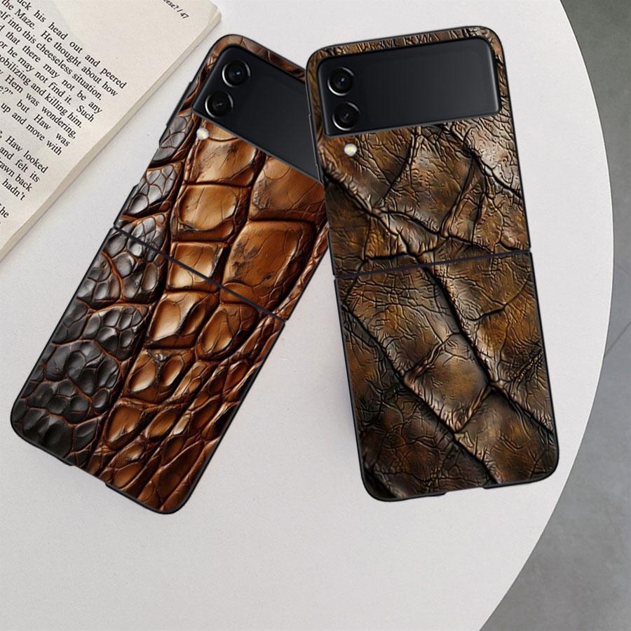 Crocodile Skin Phone Case For Samsung Z Flip 7 6 5G Galaxy Z Flip 5 4 3 Black Hard Cell Cover Luxury PC Shell Coque