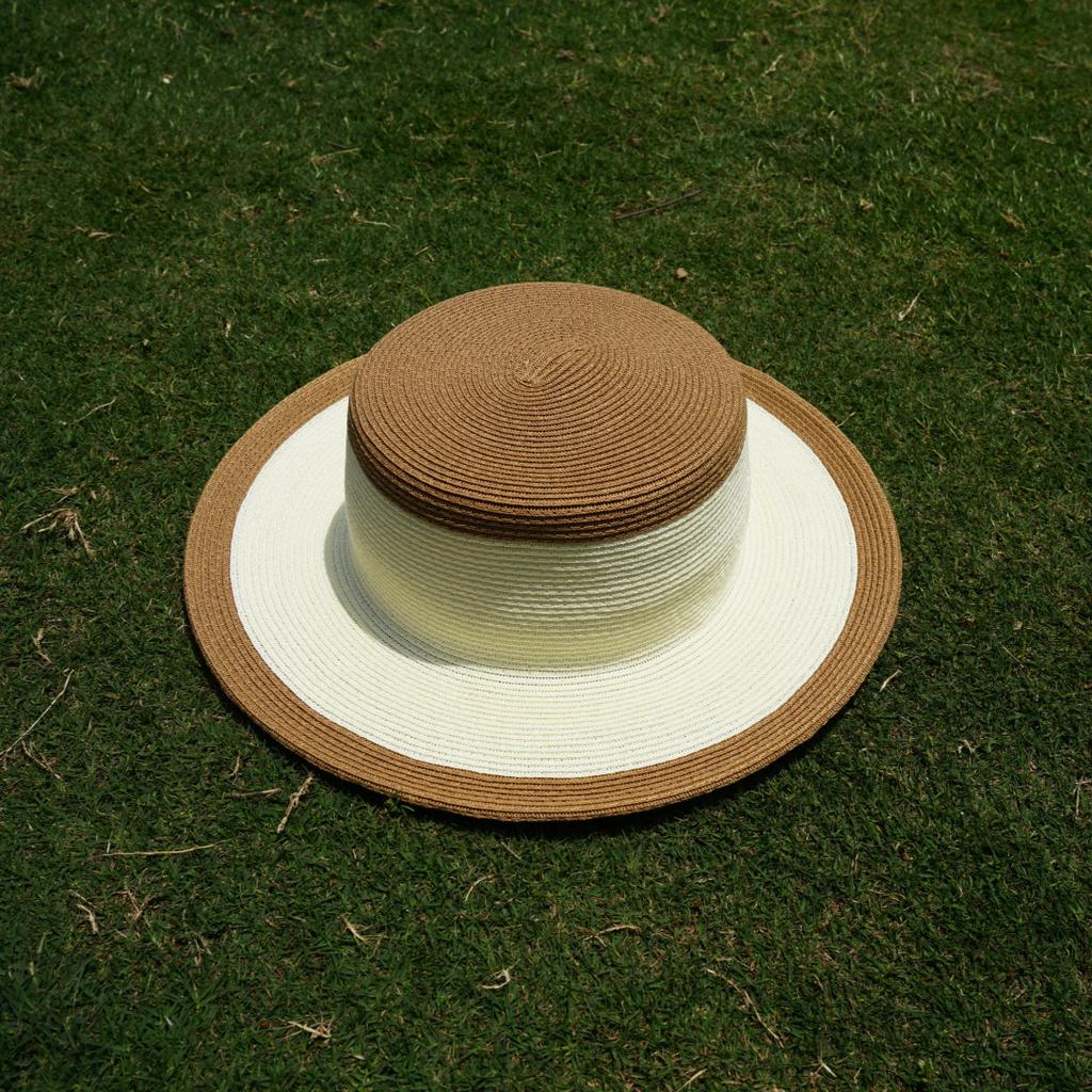 French Retro White Khaki Flat Top Top Hat Women'S Summer Sunshade Vacation Beach Outing Straw Hat Wide Brim Contrasting Colors