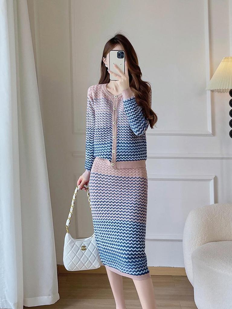 Gradient Knit Cardigan & Skirt Set: 2025 Autumn/Winter Collection