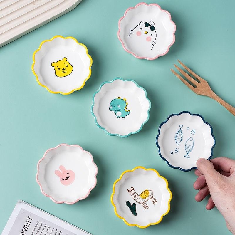 Japanese Cartoon Animal Flavor Saucer Household Creative Cute Petal Saucer Side Dishes Snacks Sauce Vinegar Saucer