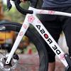 Naklejki Samochodowe z Kwitnącą Wiśnią na Szybę Samochodu Zderzak Wodoodporne Naklejki na Rurkę Rowerową Dekoracja Kwiatowa na Kask Motocyklowy