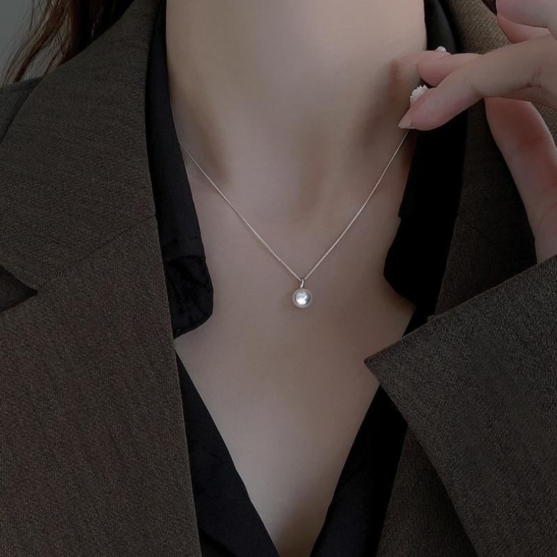 New Pearl Necklace Cold Wind High Sense Collarbone Chain Tide Niche Design Neck Chain Gift