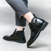 Winter Designer Neu Herren Spitz Lackleder Chelsea Lässige Monk-Riemen Knöchelhochstiefel Männliche Marke High Tops Schuhe Zapatos Hombre