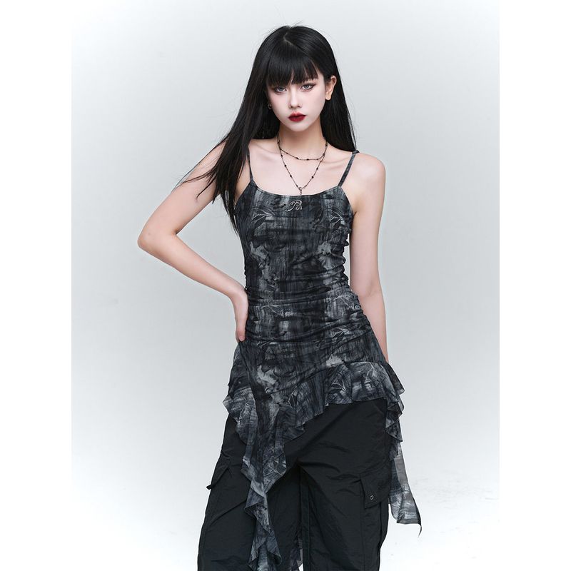 

Ghostly Ruffled Edge Hot American-Style Camisole Top with a Cool and Spicy Design for Women, Perfect for a Stylish Outfit Black Gray S