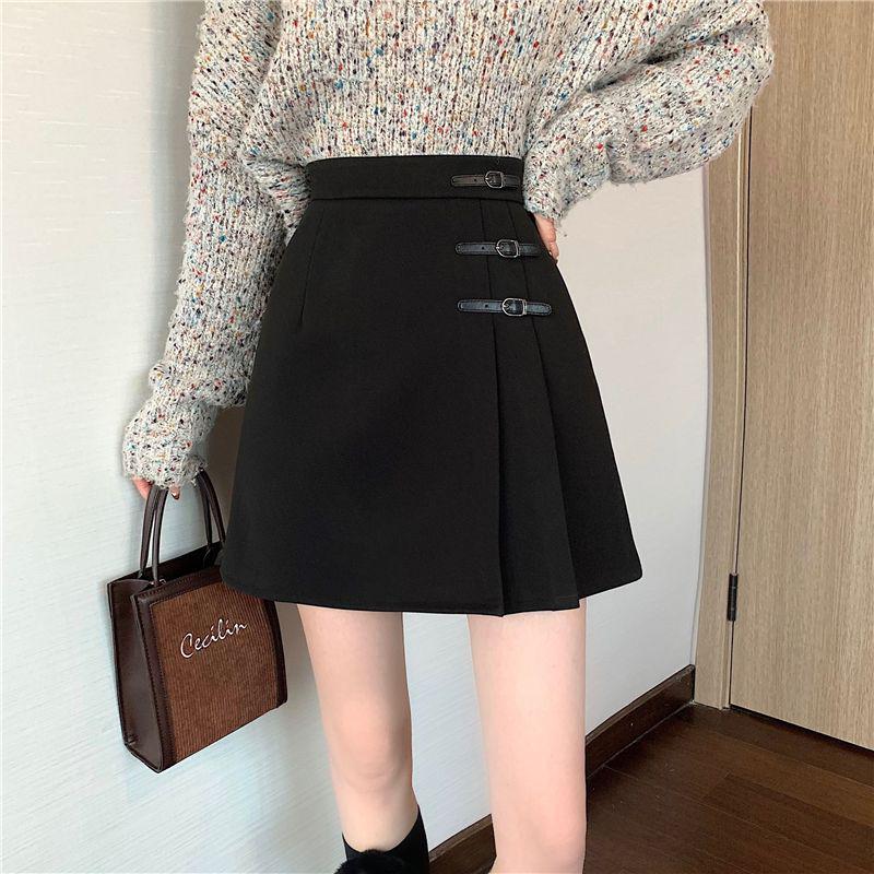 

Женская черная миди-юбка на весну/лето 2025 года - Плиссированная, Маленькая, С высокой талией, А-силуэта, Облегающая M (90-100 lbs) чёрный