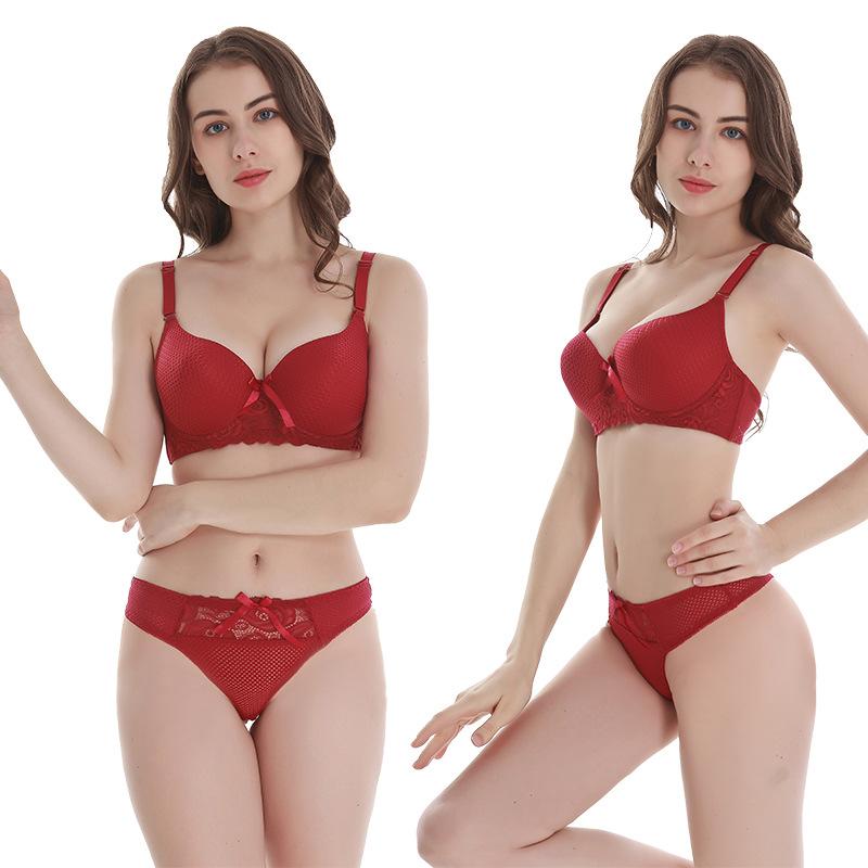 Set Reggiseno Sexy Push-up alla Moda con Reggiseno Sollevante e Modellante e Slip Traspiranti Amici della Pelle