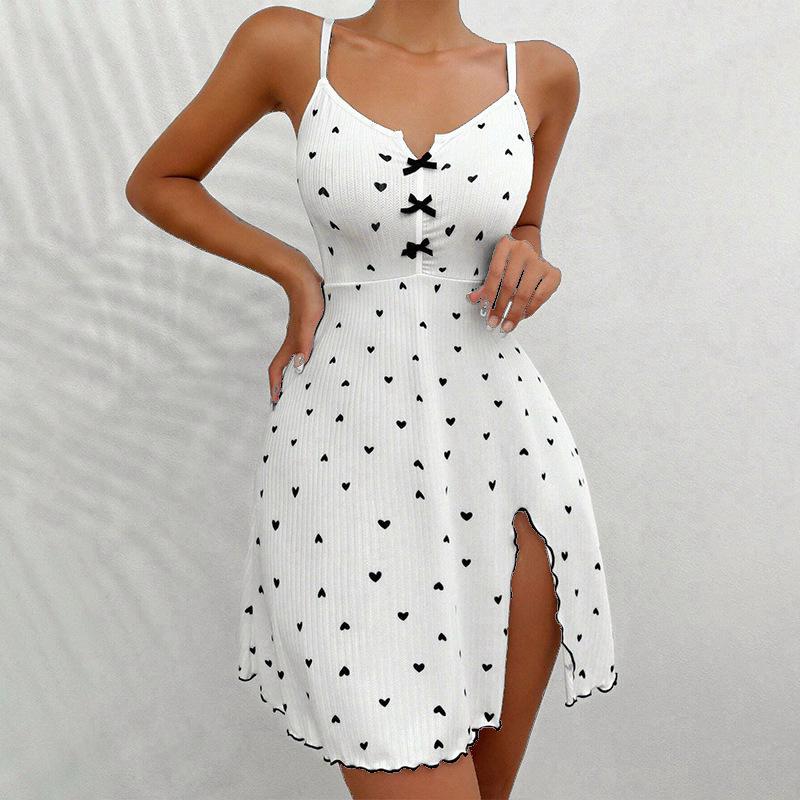 Trendy Heart Print Ribbed Split Suspender Nightgown Loungewear for Going Out
