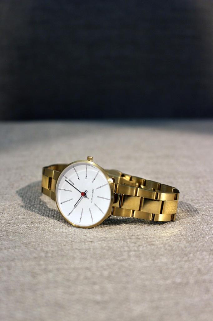 ARNE JACOBSEN BANKERS 53107-1629 34mm Watch with Scandinavian Design, Water Resistant (Quiet Design with No Second Hand), White Gold Bracelet