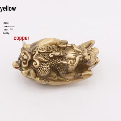 Brass Pixiu Wealth-Attracting Pendant: Home/Office Ornament with Copper Ingot