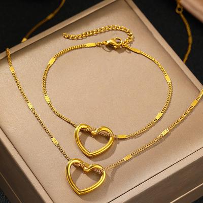 Simple  Hot Selling Hollow-out Peach Heart Fashion Sweet Simple Clavicle Chain Stainless Steel Necklace Bracelet  Set