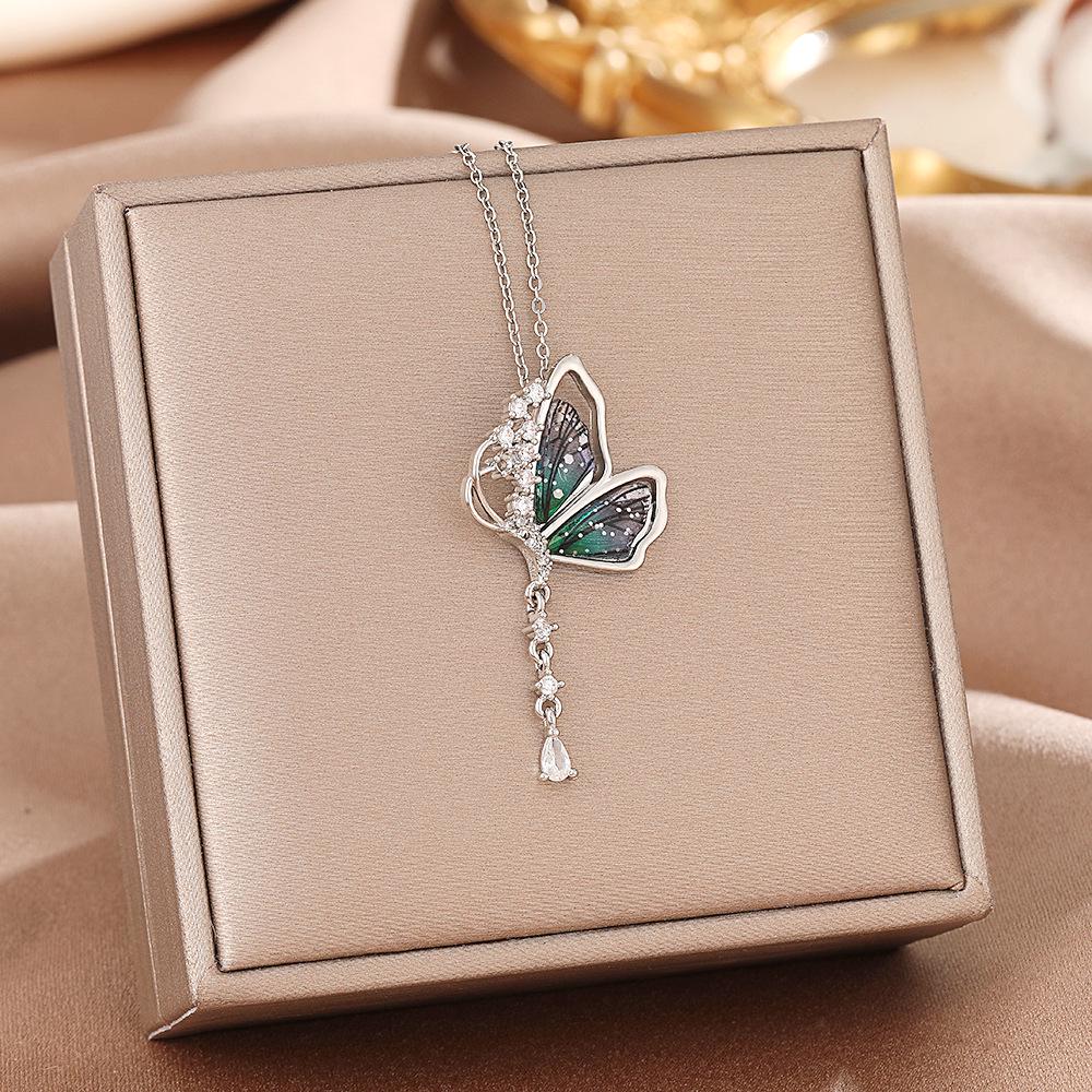 Women's Silver Titanium Steel Necklace with Micro-Inlaid Zircon - Elegant, Durable Clavicle Chain Jewelry