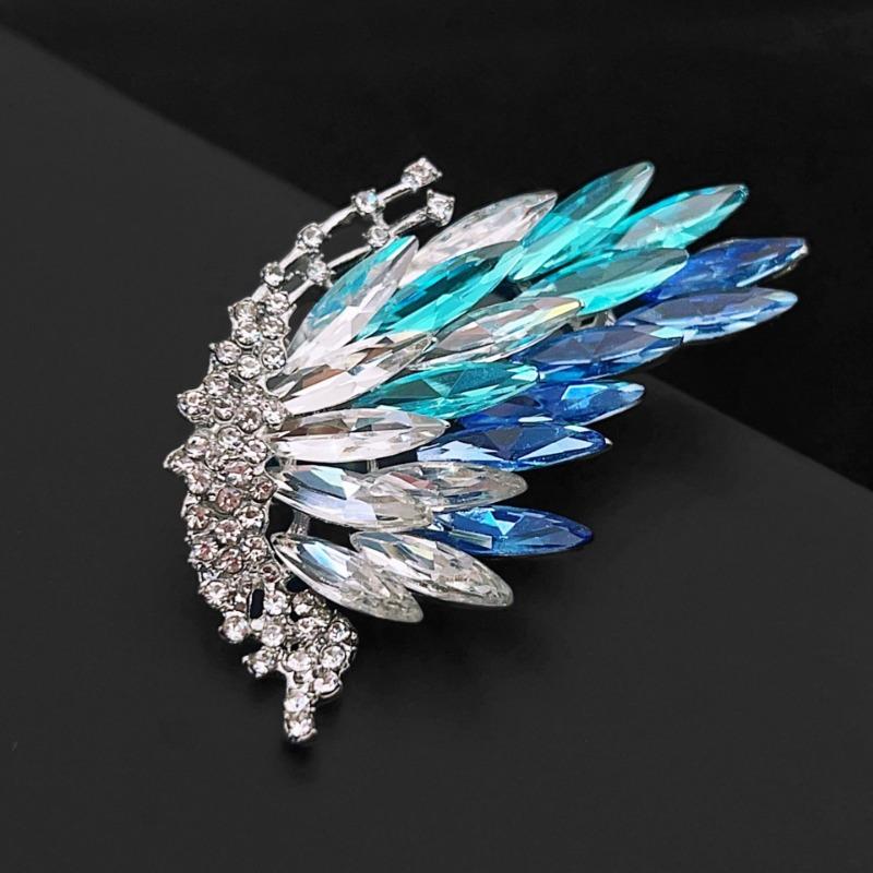 Kryształowa Broszka Motyl z Cyrkoniami dla Kobiet, Luksusowy Dodatek do Marynarki z Matowym Zapięciem