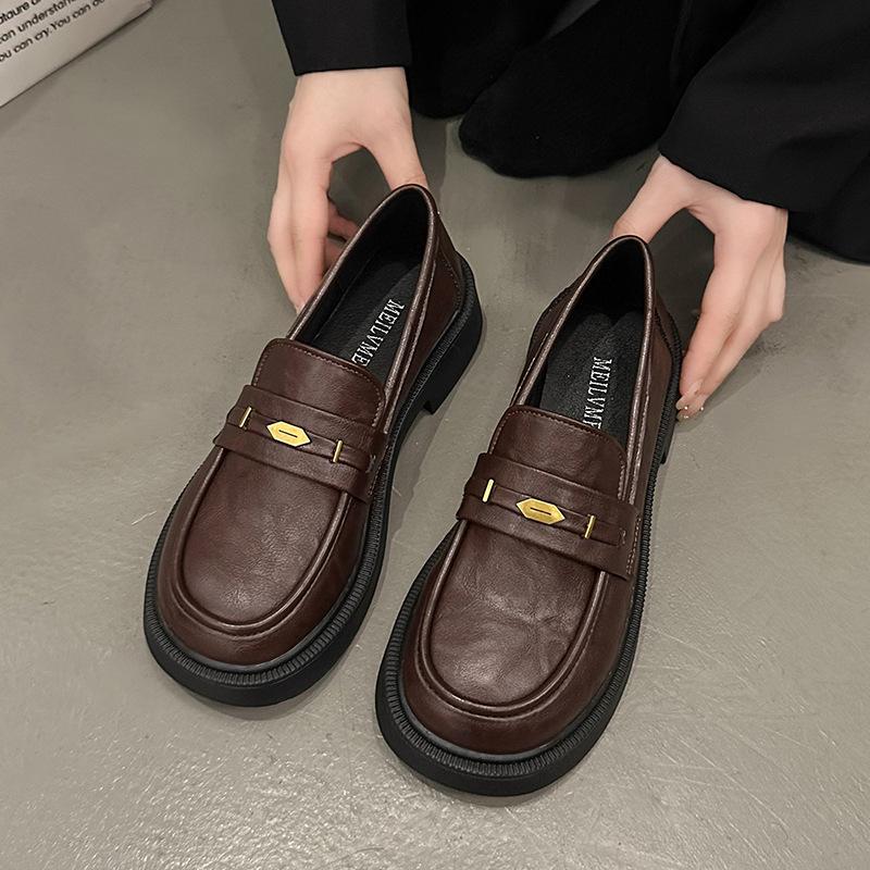 

2025 autumn new platform loafers women s one-pedal retro small leather shoes British style thick heel single shoes women 35