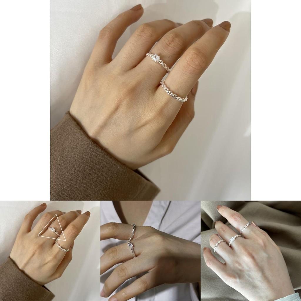 Elegant Silver Chain Geometric Ring With Sparkling Diamonds For Stylish Women