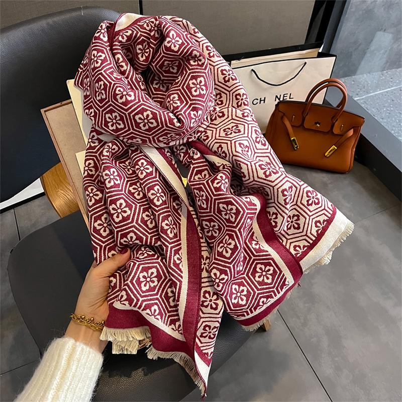 New Winter Shawl Scarves Wrap  Design Cashmere Scarf Women Warm Fashion Pashmina Femal Poncho Neckerchief Echarpe Bandana