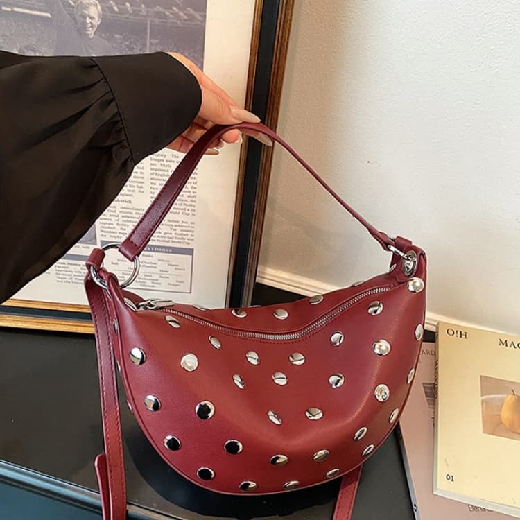 Rivet Crescent Armpit Bag Shoulder Messenger Women's Bag