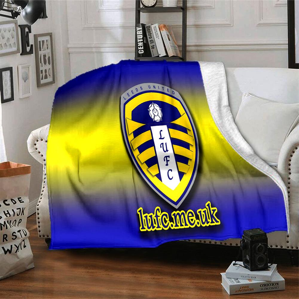 Leeds United Crest Legacy Flannel Blanket, Soft Polyester, Modern Design, All-Season for Camping, Travel, Gifts for Holidays or Birthdays
