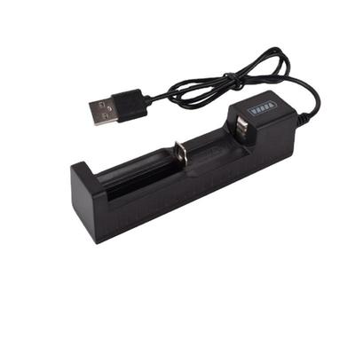 Univerzální 3,7V USB nabíječka baterií pro baterie do svítilen 16340, 14500, 18650, 26650