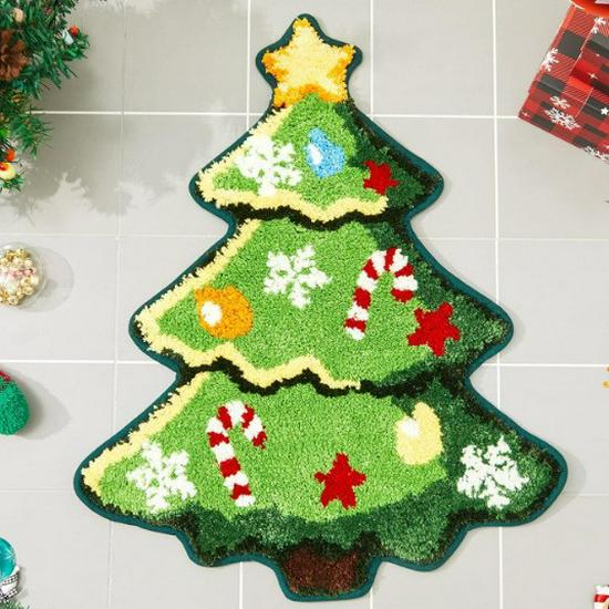 Alien Snowflake Christmas Cartoon Rug - Non-slip, Easy Care, Imitation Cashmere for Bedroom Decoration