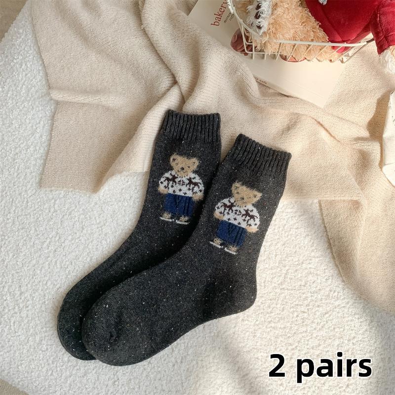 2/5Pairs Cartoon Cute Little Bear Mid-Calf Socks For Women Fashion Autumn And Winter Thickened Warm Socks Christmas Gifts
