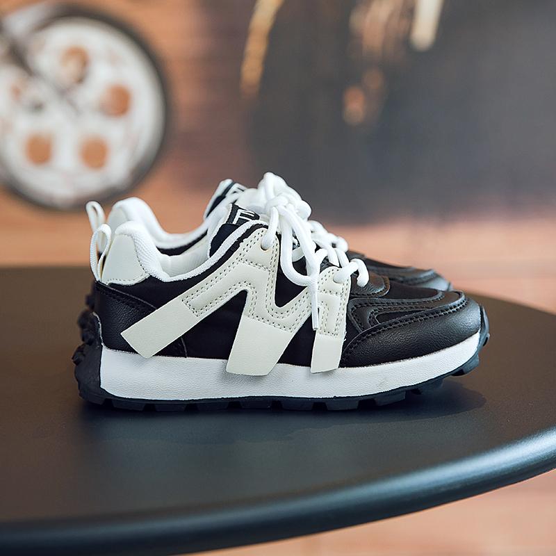 

Детская модная дышащая обувь для детей и студентов, трендовая мягкая подошва, повседневные кроссовки для спортзала для мальчиков и девочек, удобные кроссовки для бега и спорта 26 чёрный