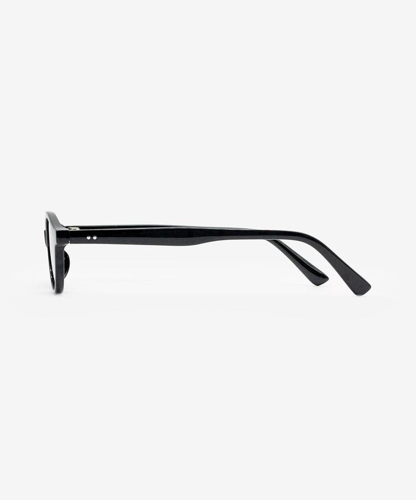 Weeoweeo Heidel Black Sunglasses