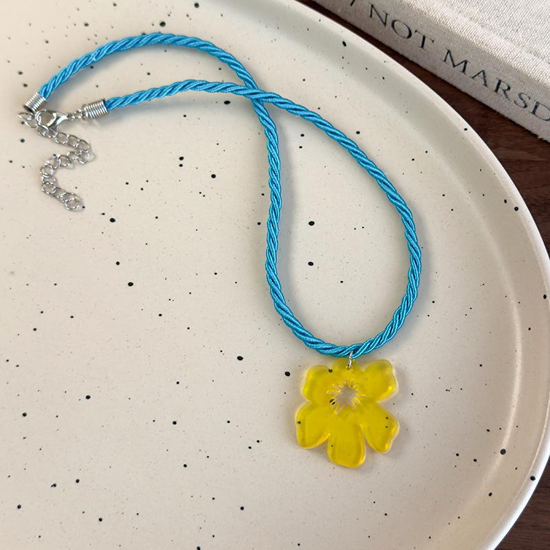 

Красочное универсальное ожерелье с подвеской в виде цветка для женщин, девушек, милое, милое акриловое цветочное колье, ювелирные аксессуары, подарки