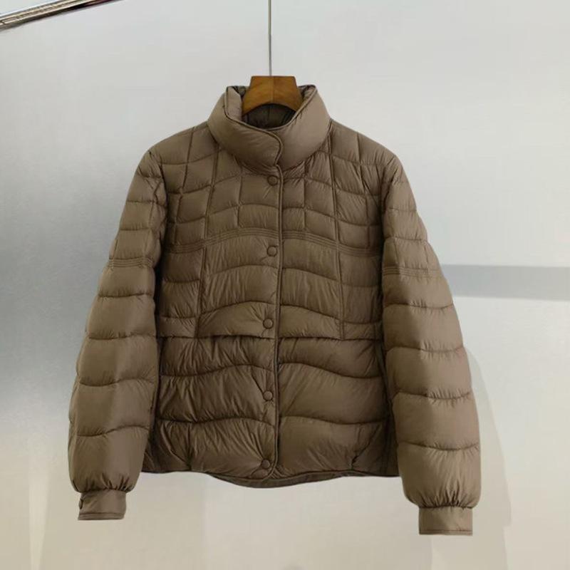 FASHION Down  Women's 2024 Winter New Light and Thin 90 White Duck Down Small Stand-up Collar Wave Warm Winter Coat Clothes