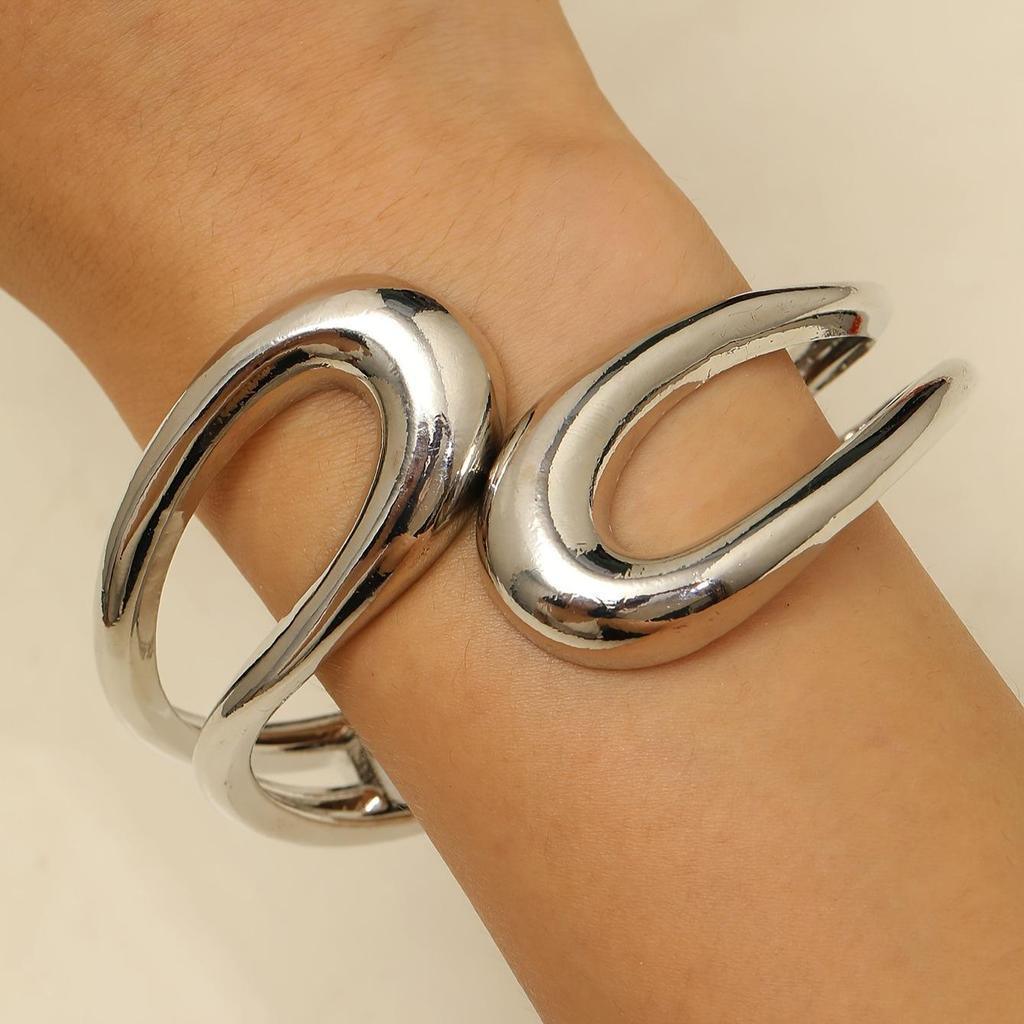 Geometrischer Goldener Breiter Armreif Minimalistisch Punk für Frauen