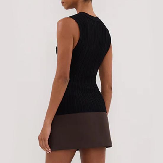 Summer Vest V-Neck Sleeveless Single-Breasted Design Tank Tops with Wrinkled Decoration Regular Fit Tops