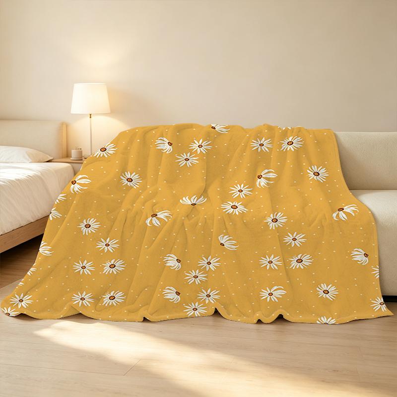 Flannel Daisy Print Throw Blanket Soft, Machine Washable, Lightweight for Home, Office Napping, Warm for Christmas & Halloween