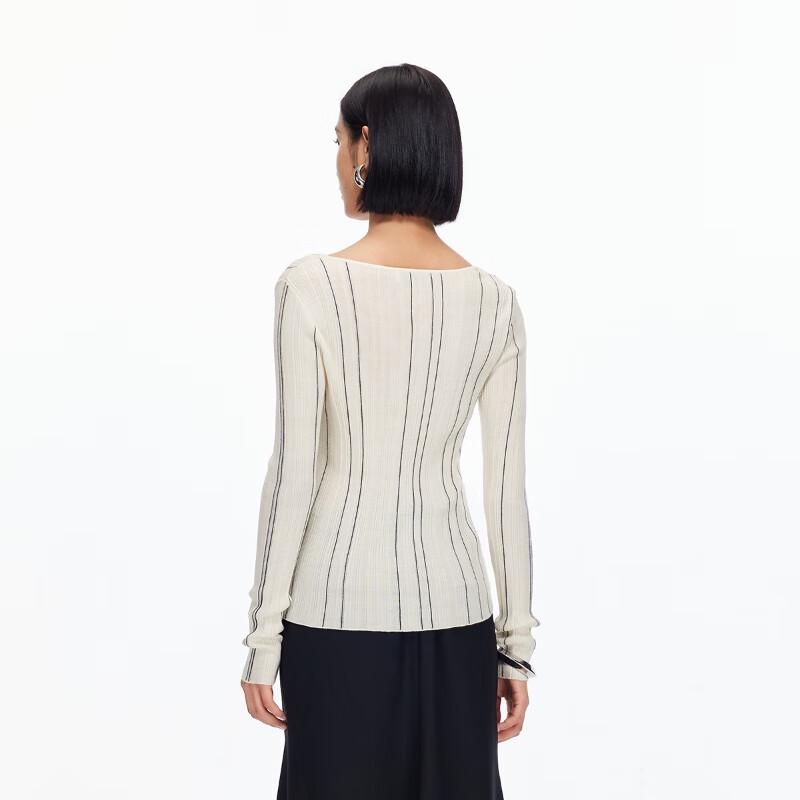 VEROMODA Women's Slim-Fit Striped V-Neck Knit Top