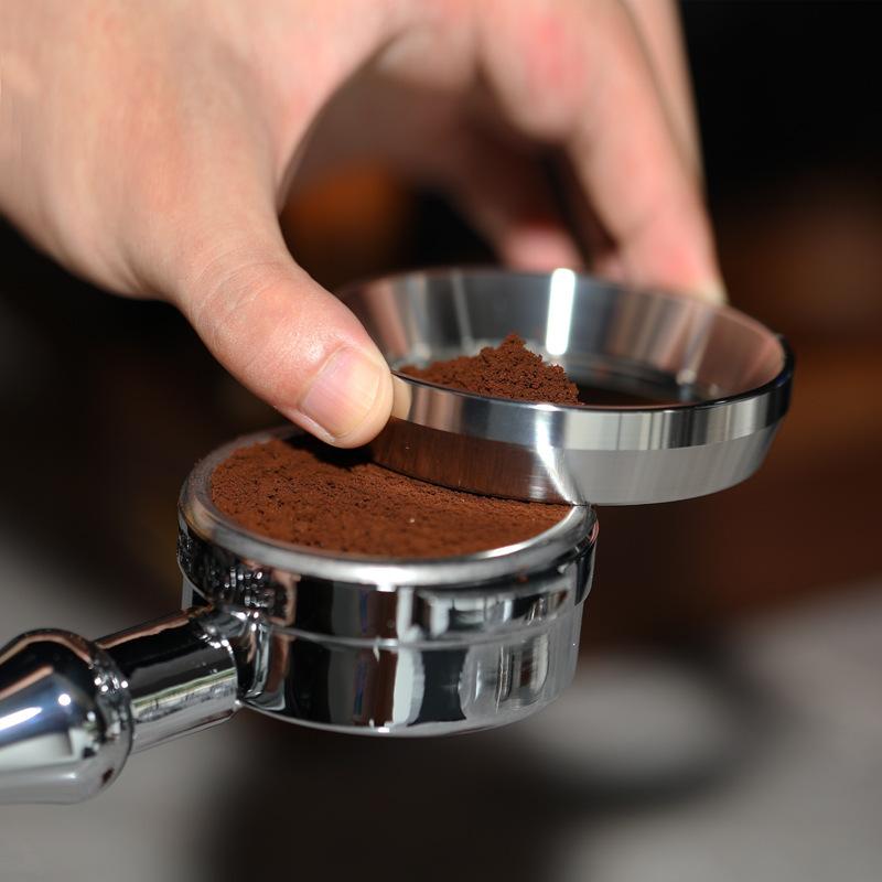 51 mm 58 mm Kroužek na dávkování kávy na espresso Hliníková slitina Magnetická dávkovací nálevka Nádoba Portafilter Barista Příslušenství na kávu