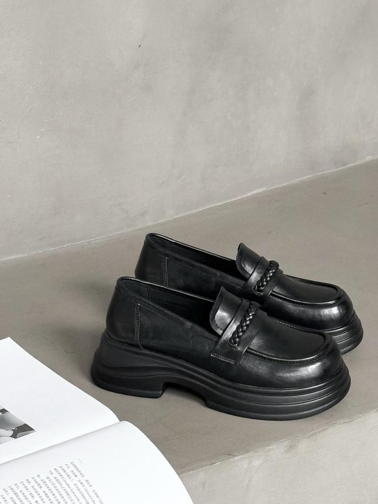 Platform loafers women's 2025 new breathable British style small man versatile light fashion trend casual shoes