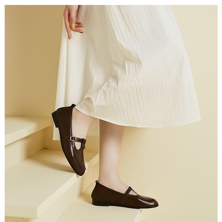 Small leather shoes, black soft-soled casual shoes, leather breathable, lightweight and comfortable work shoes