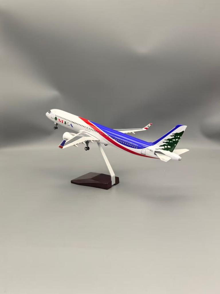 For 321 NEO MEA Airlines Aircraft Models 44CM Miniature Airplane Die-Cast Resin Plastic model With Light And Wheels Collection