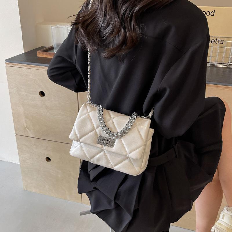 Simple Casual Shoulder Bag Spring and Summer New Fashion Casual Women's Messenger Bag Popular Small Bag Women
