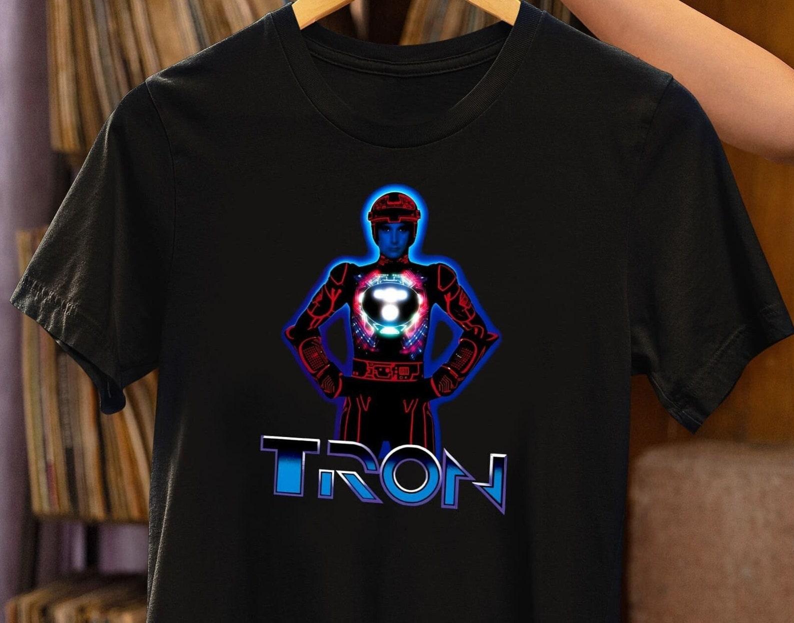 Tron T-Shirt – 80s Sci-Fi Movie Tee, Cult Classic 2XL
