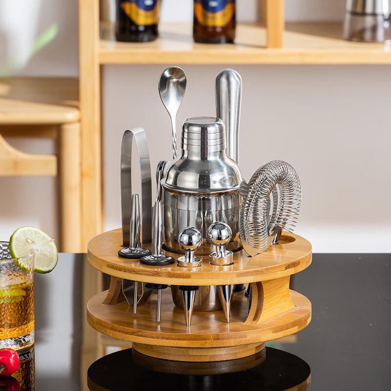 

Cocktail Shaker Set