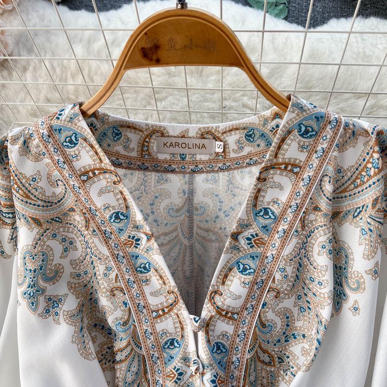 Rochie de primăvară retro franceză cu decolteu în V și mâneci tip felinar pentru figuri minione